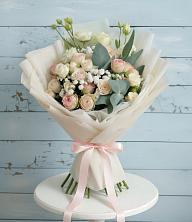 Букет цветов из:  Розы и Лизиантусы в Верх-Нейвинский