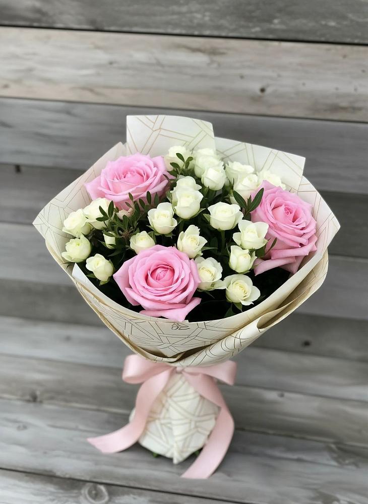 Букет цветов из: Розы в Верх-Нейвинский