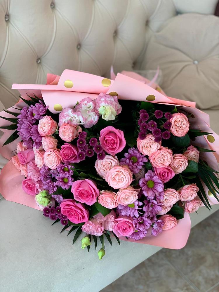 Букет цветов из: Хризантемы, Розы и Лизиантусы в Верх-Нейвинский