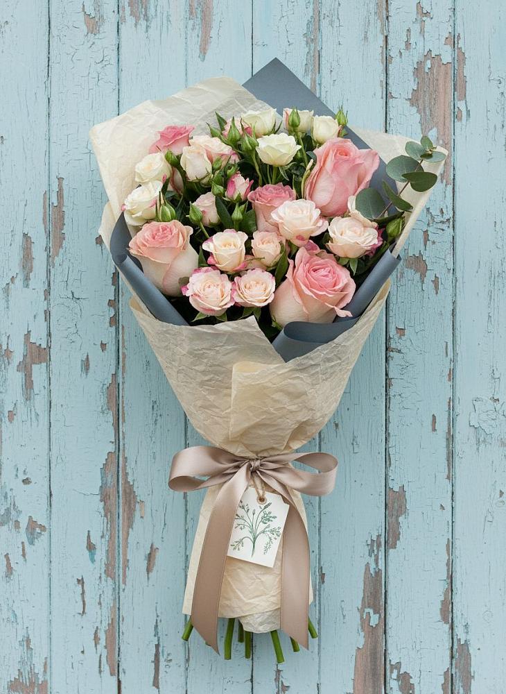 Букет цветов из: Розы в Верх-Нейвинский