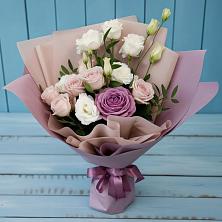 Букет цветов из:  Розы и Лизиантусы в Верх-Нейвинский