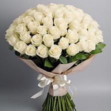 Букет 101 беля роза Белоснежка в Верх-Нейвинский