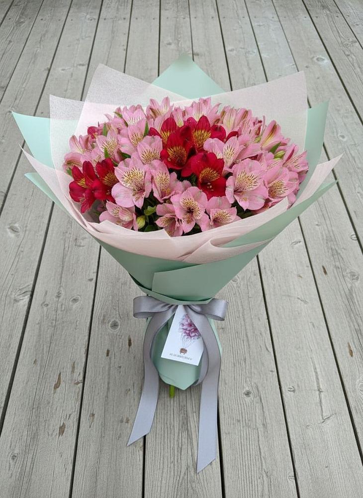 Букет цветов из: Альстромерии в Верх-Нейвинский