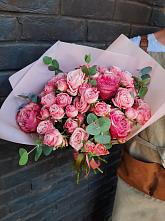 Букет цветов из:  Розы в Верх-Нейвинский