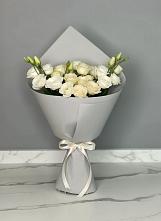 Букет цветов из:  Розы и Лизиантусы в Верх-Нейвинский